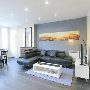 Le 34 Malon, T5 Hypercentre Chic Et Cosy, Wifi, Netflix Par Sovalfi , Saint-Etienne (Loire) France